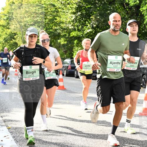 20.09.2026 - PSD Bank Halbmarathon Dr. Thomas Lammeyer http://msf.ph/oto/10499172 20.09.2026 10:50:13 Laufen 2413, 2405, 2077, 1227, 2993 meine-sportfotos.de