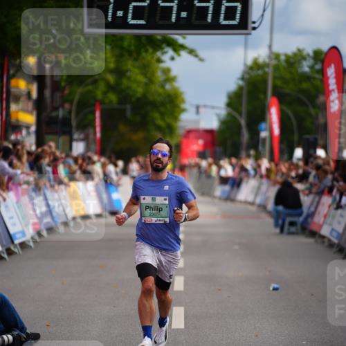 20.09.2026 - PSD Bank Halbmarathon LAZAROV Photography http://msf.ph/oto/10499180 20.09.2026 11:24:46 Ziel 1636, 2365, 2766 meine-sportfotos.de