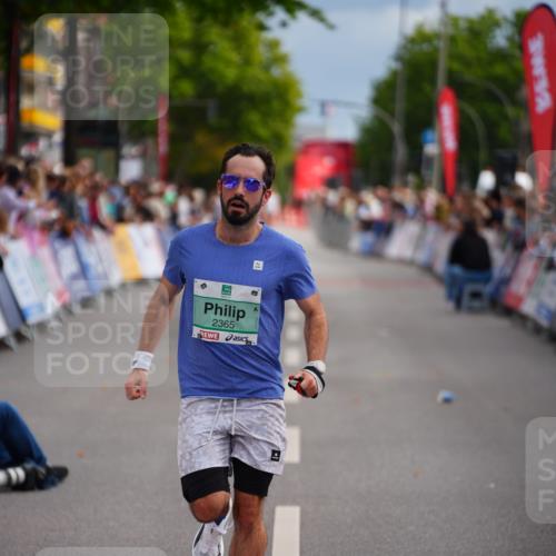 20.09.2026 - PSD Bank Halbmarathon LAZAROV Photography http://msf.ph/oto/10499193 20.09.2026 11:24:47 Ziel 1636, 2365, 2766 meine-sportfotos.de