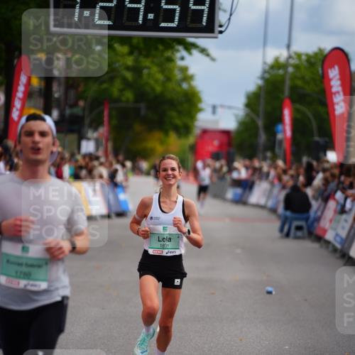 20.09.2026 - PSD Bank Halbmarathon LAZAROV Photography http://msf.ph/oto/10499222 20.09.2026 11:24:54 Ziel 1780, 1801, 2365 meine-sportfotos.de