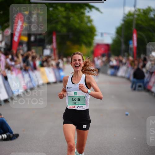20.09.2026 - PSD Bank Halbmarathon LAZAROV Photography http://msf.ph/oto/10499236 20.09.2026 11:24:55 Ziel 1780, 1801, 2365 meine-sportfotos.de