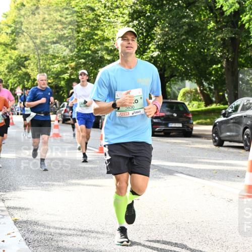 20.09.2026 - PSD Bank Halbmarathon Dr. Thomas Lammeyer http://msf.ph/oto/10499269 20.09.2026 10:50:24 Laufen 3800 meine-sportfotos.de