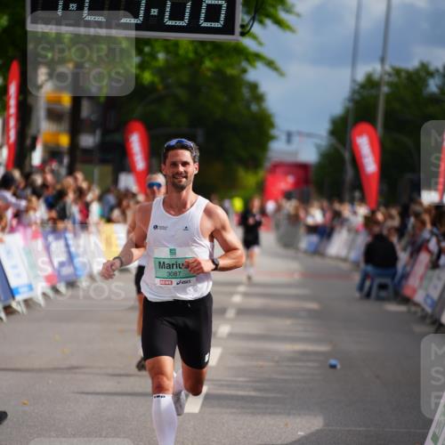 20.09.2026 - PSD Bank Halbmarathon LAZAROV Photography http://msf.ph/oto/10499270 20.09.2026 11:25:06 Ziel 2438, 3087 meine-sportfotos.de