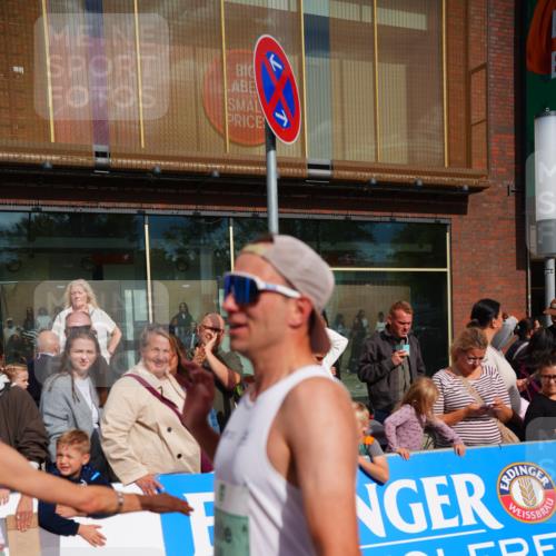 20.09.2026 - PSD Bank Halbmarathon LAZAROV Photography http://msf.ph/oto/10499309 20.09.2026 11:25:14 Ziel 2438, 3087, 4765 meine-sportfotos.de