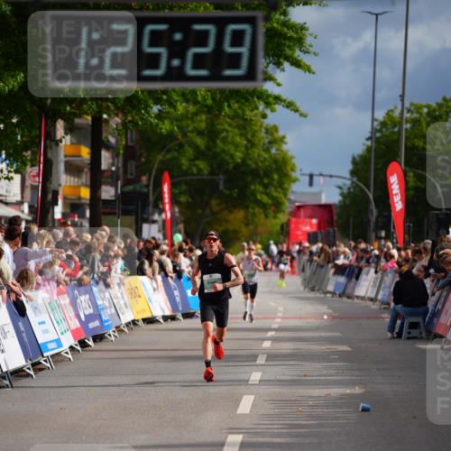 20.09.2026 - PSD Bank Halbmarathon LAZAROV Photography http://msf.ph/oto/10499318 20.09.2026 11:25:28 Ziel 2339 meine-sportfotos.de