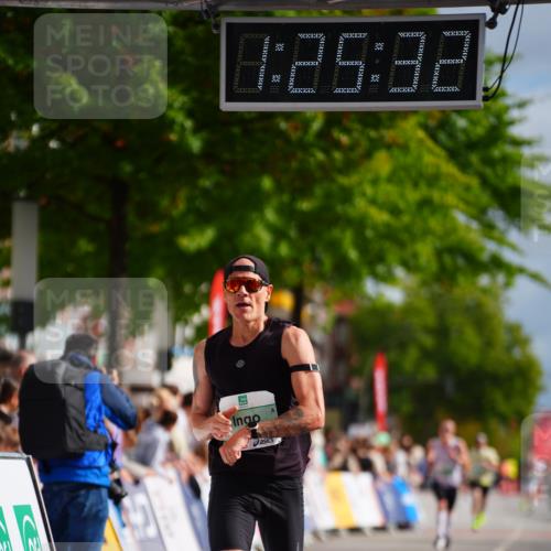 20.09.2026 - PSD Bank Halbmarathon LAZAROV Photography http://msf.ph/oto/10499332 20.09.2026 11:25:32 Ziel 2339 meine-sportfotos.de