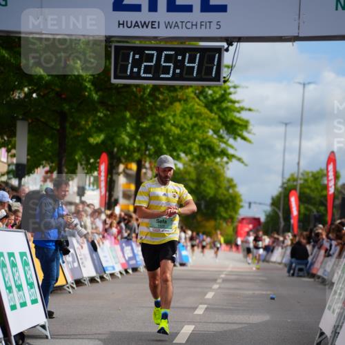 20.09.2026 - PSD Bank Halbmarathon LAZAROV Photography http://msf.ph/oto/10499363 20.09.2026 11:25:41 Ziel 1428, 2744 meine-sportfotos.de