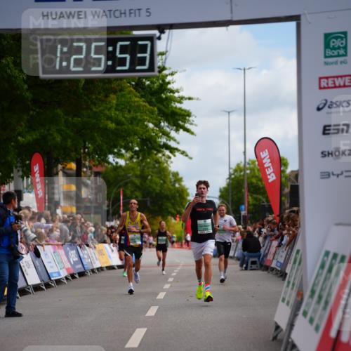20.09.2026 - PSD Bank Halbmarathon LAZAROV Photography http://msf.ph/oto/10499386 20.09.2026 11:25:53 Ziel 2388, 4277 meine-sportfotos.de