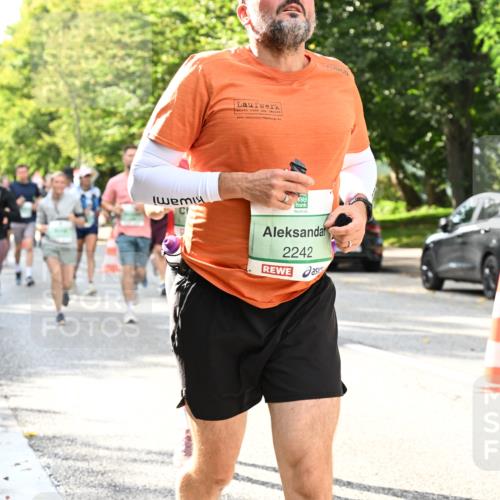 20.09.2026 - PSD Bank Halbmarathon Dr. Thomas Lammeyer http://msf.ph/oto/10499434 20.09.2026 10:50:42 Laufen 2242 meine-sportfotos.de