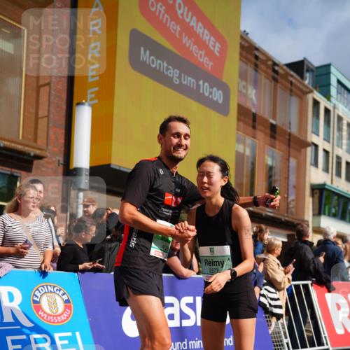 20.09.2026 - PSD Bank Halbmarathon LAZAROV Photography http://msf.ph/oto/10499470 20.09.2026 11:26:07 Ziel 2377, 4133, 4347, 4729 meine-sportfotos.de