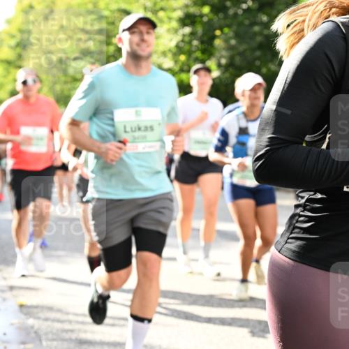 20.09.2026 - PSD Bank Halbmarathon Dr. Thomas Lammeyer http://msf.ph/oto/10499478 20.09.2026 10:50:46 Laufen  meine-sportfotos.de