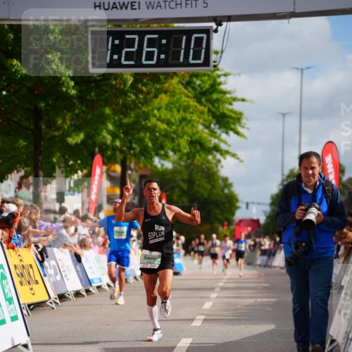 20.09.2026 - PSD Bank Halbmarathon LAZAROV Photography http://msf.ph/oto/10499484 20.09.2026 11:26:10 Ziel 2333, 4347 meine-sportfotos.de