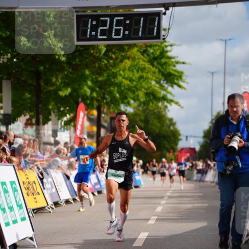 20.09.2026 - PSD Bank Halbmarathon LAZAROV Photography http://msf.ph/oto/10499489 20.09.2026 11:26:10 Ziel 2333, 4347 meine-sportfotos.de