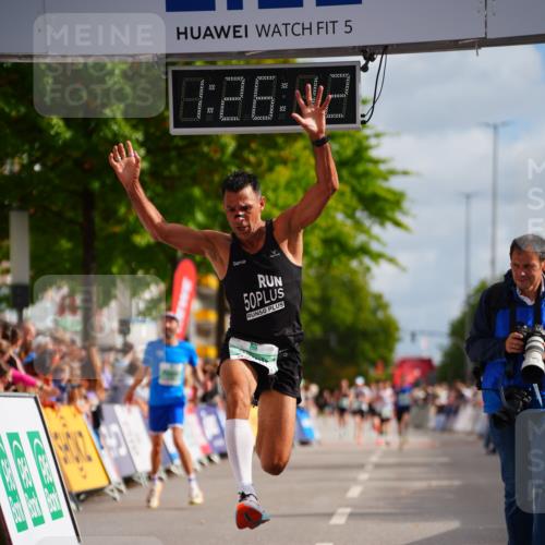 20.09.2026 - PSD Bank Halbmarathon LAZAROV Photography http://msf.ph/oto/10499498 20.09.2026 11:26:11 Ziel 2333, 4347 meine-sportfotos.de