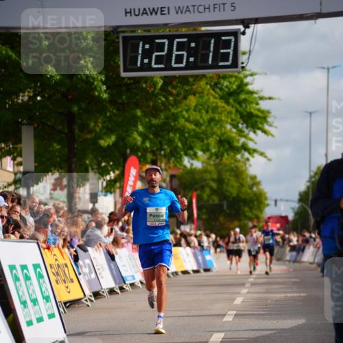 20.09.2026 - PSD Bank Halbmarathon LAZAROV Photography http://msf.ph/oto/10499504 20.09.2026 11:26:13 Ziel 2333, 4347 meine-sportfotos.de