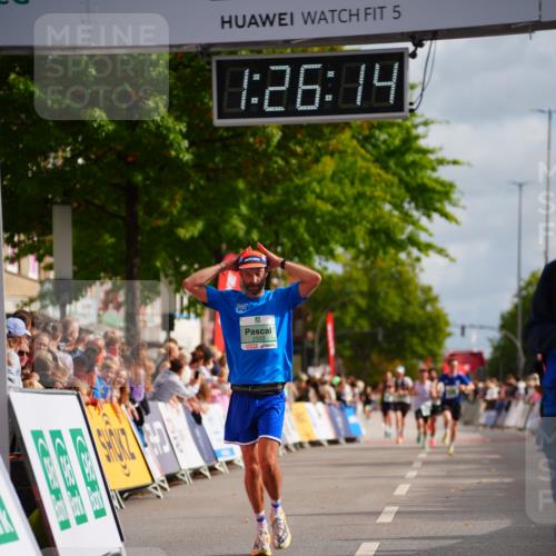 20.09.2026 - PSD Bank Halbmarathon LAZAROV Photography http://msf.ph/oto/10499509 20.09.2026 11:26:13 Ziel 2333, 4347 meine-sportfotos.de