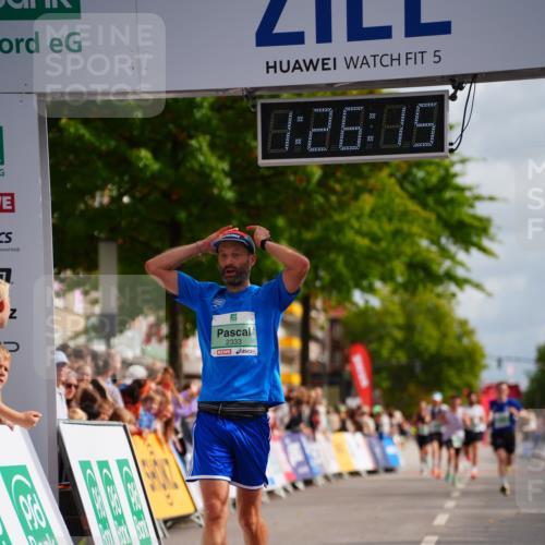 20.09.2026 - PSD Bank Halbmarathon LAZAROV Photography http://msf.ph/oto/10499524 20.09.2026 11:26:14 Ziel 2333, 4347 meine-sportfotos.de