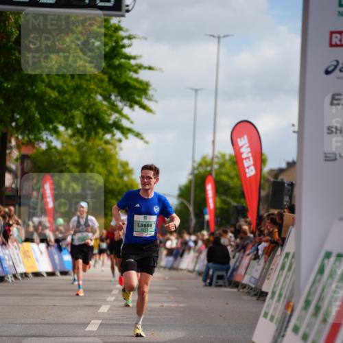 20.09.2026 - PSD Bank Halbmarathon LAZAROV Photography http://msf.ph/oto/10499537 20.09.2026 11:26:18 Ziel 2333, 3710, 4347, 4518 meine-sportfotos.de