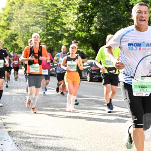 20.09.2026 - PSD Bank Halbmarathon Dr. Thomas Lammeyer http://msf.ph/oto/10499551 20.09.2026 10:50:53 Laufen 70, 3, 4691, 1300 meine-sportfotos.de