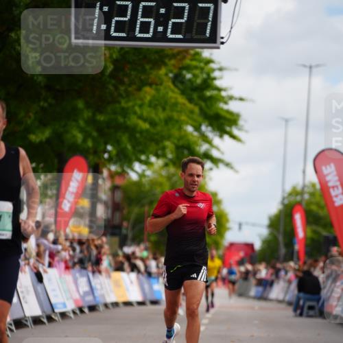 20.09.2026 - PSD Bank Halbmarathon LAZAROV Photography http://msf.ph/oto/10499592 20.09.2026 11:26:27 Ziel 1518, 2603, 2620, 3710, 4174, 4518 meine-sportfotos.de