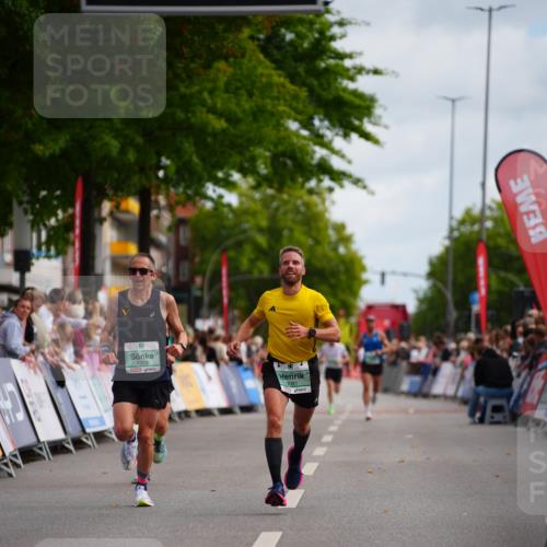 20.09.2026 - PSD Bank Halbmarathon LAZAROV Photography http://msf.ph/oto/10499604 20.09.2026 11:26:33 Ziel 1518, 3081, 4174, 4373, 4396 meine-sportfotos.de