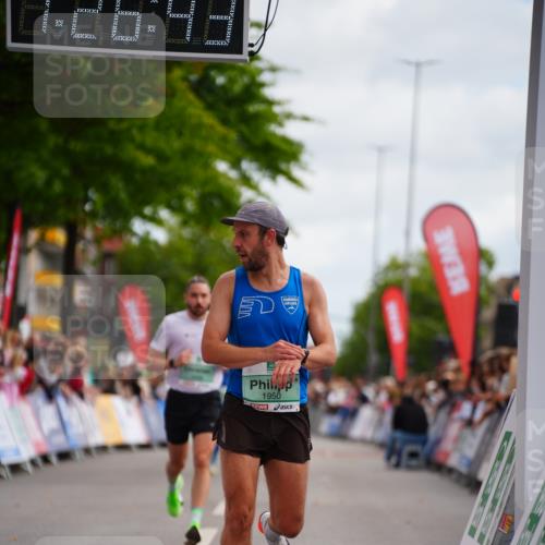 20.09.2026 - PSD Bank Halbmarathon LAZAROV Photography http://msf.ph/oto/10499654 20.09.2026 11:26:43 Ziel 1950, 3081, 3998, 4373, 4396 meine-sportfotos.de