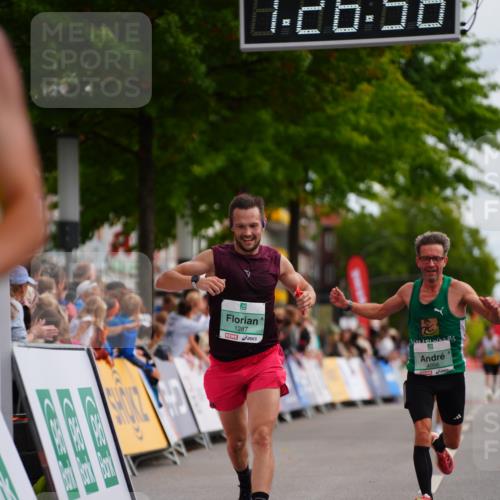 20.09.2026 - PSD Bank Halbmarathon LAZAROV Photography http://msf.ph/oto/10499722 20.09.2026 11:26:55 Ziel 1287, 2292, 3886, 4056 meine-sportfotos.de