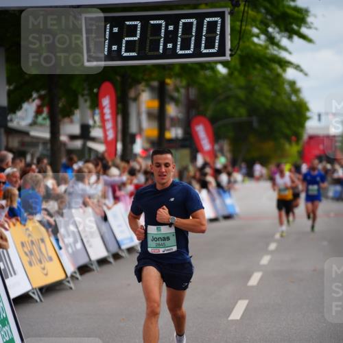 20.09.2026 - PSD Bank Halbmarathon LAZAROV Photography http://msf.ph/oto/10499742 20.09.2026 11:27:00 Ziel 1287, 2292, 2346, 2845, 4056 meine-sportfotos.de