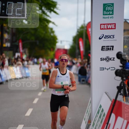 20.09.2026 - PSD Bank Halbmarathon LAZAROV Photography http://msf.ph/oto/10499755 20.09.2026 11:27:02 Ziel 1287, 2346, 2845, 4056 meine-sportfotos.de