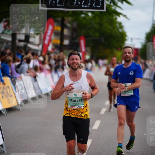 20.09.2026 - PSD Bank Halbmarathon LAZAROV Photography http://msf.ph/oto/10499768 20.09.2026 11:27:07 Ziel 1574, 2346, 2845, 4553 meine-sportfotos.de