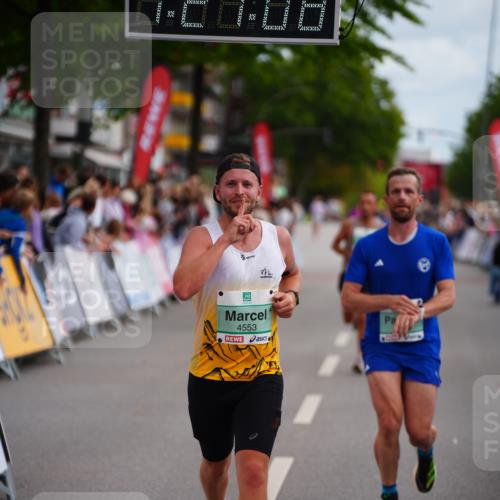 20.09.2026 - PSD Bank Halbmarathon LAZAROV Photography http://msf.ph/oto/10499770 20.09.2026 11:27:07 Ziel 1574, 2346, 2845, 4553 meine-sportfotos.de