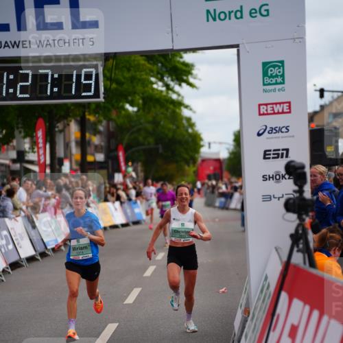 20.09.2026 - PSD Bank Halbmarathon LAZAROV Photography http://msf.ph/oto/10499803 20.09.2026 11:27:19 Ziel 1314, 2813, 3870 meine-sportfotos.de