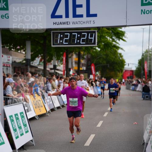 20.09.2026 - PSD Bank Halbmarathon LAZAROV Photography http://msf.ph/oto/10499820 20.09.2026 11:27:24 Ziel 1314, 2813, 4100, 4648 meine-sportfotos.de