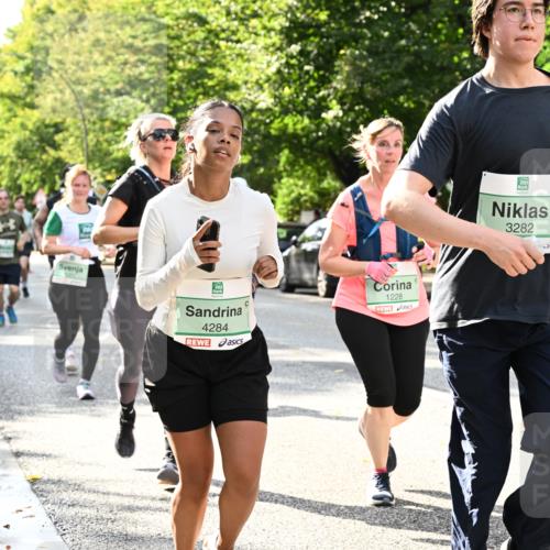 20.09.2026 - PSD Bank Halbmarathon Dr. Thomas Lammeyer http://msf.ph/oto/10499866 20.09.2026 10:51:30 Laufen 4284, 1228, 3282, 1799 meine-sportfotos.de