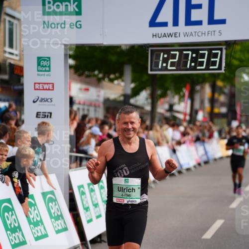 20.09.2026 - PSD Bank Halbmarathon LAZAROV Photography http://msf.ph/oto/10499877 20.09.2026 11:27:33 Ziel 1078, 2096, 2880, 4100, 4496, 4648 meine-sportfotos.de