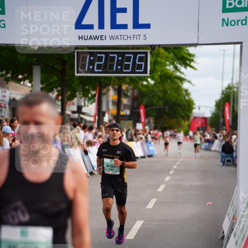 20.09.2026 - PSD Bank Halbmarathon LAZAROV Photography http://msf.ph/oto/10499888 20.09.2026 11:27:35 Ziel 1078, 2096, 2880, 4496 meine-sportfotos.de