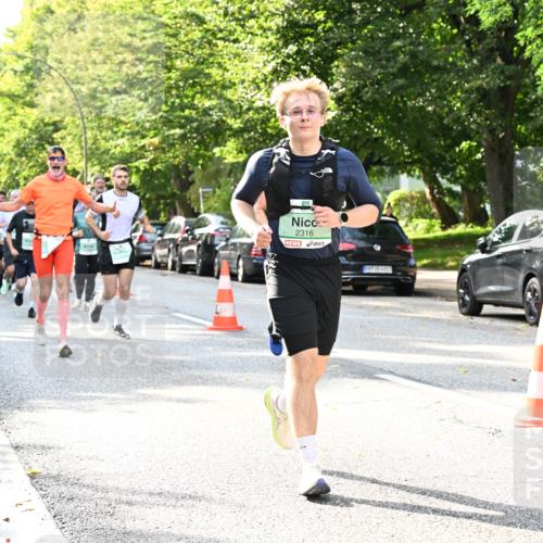 20.09.2026 - PSD Bank Halbmarathon Dr. Thomas Lammeyer http://msf.ph/oto/10499990 20.09.2026 10:51:45 Laufen 2316 meine-sportfotos.de