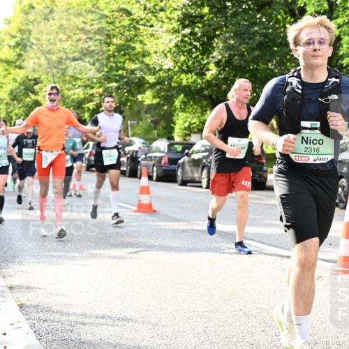 20.09.2026 - PSD Bank Halbmarathon Dr. Thomas Lammeyer http://msf.ph/oto/10499997 20.09.2026 10:51:45 Laufen 2316 meine-sportfotos.de