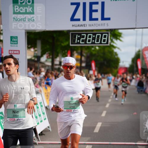 20.09.2026 - PSD Bank Halbmarathon LAZAROV Photography http://msf.ph/oto/10500020 20.09.2026 11:28:07 Ziel 1399, 1606, 1679, 3068, 3207, 4795 meine-sportfotos.de