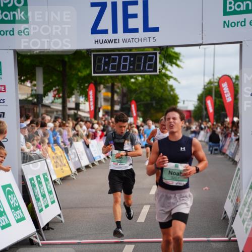20.09.2026 - PSD Bank Halbmarathon LAZAROV Photography http://msf.ph/oto/10500037 20.09.2026 11:28:11 Ziel 1399, 1679, 2484, 3068, 3207, 4795 meine-sportfotos.de
