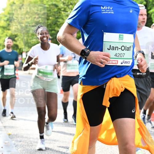 20.09.2026 - PSD Bank Halbmarathon Dr. Thomas Lammeyer http://msf.ph/oto/10500056 20.09.2026 10:51:52 Laufen 4207 meine-sportfotos.de
