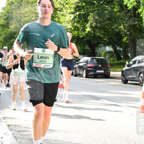 20.09.2026 - PSD Bank Halbmarathon Dr. Thomas Lammeyer http://msf.ph/oto/10500105 20.09.2026 10:52:00 Laufen 2335, 4034 meine-sportfotos.de