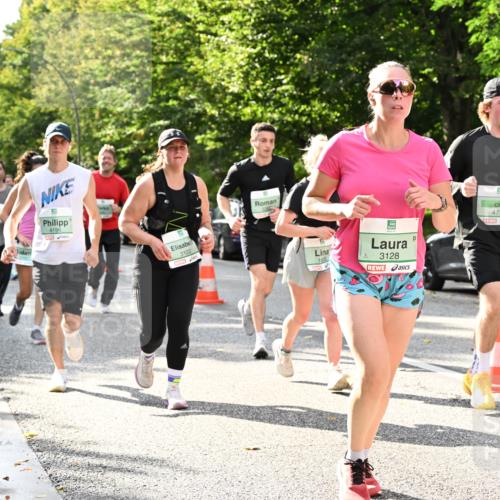 20.09.2026 - PSD Bank Halbmarathon Dr. Thomas Lammeyer http://msf.ph/oto/10500231 20.09.2026 10:52:15 Laufen 4196, 3102, 16, 3128, 4734 meine-sportfotos.de