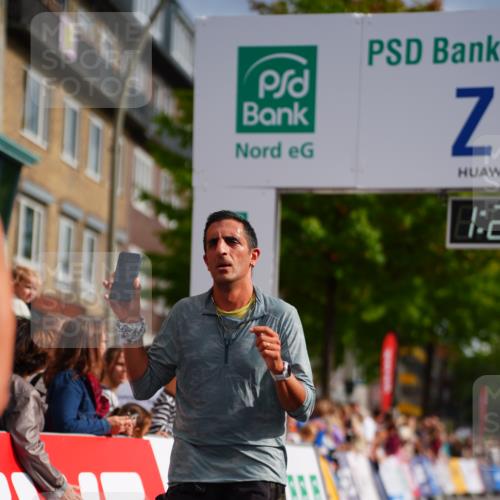 20.09.2026 - PSD Bank Halbmarathon LAZAROV Photography http://msf.ph/oto/10500244 20.09.2026 11:28:55 Ziel 1333, 1506, 2372, 2490, 3665, 4325 meine-sportfotos.de