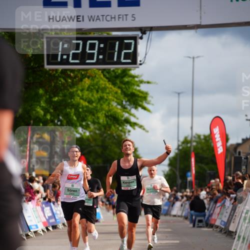 20.09.2026 - PSD Bank Halbmarathon LAZAROV Photography http://msf.ph/oto/10500303 20.09.2026 11:29:11 Ziel 1057, 1572, 2404, 2446, 2459, 2975 meine-sportfotos.de