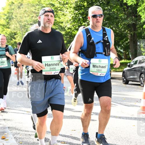 20.09.2026 - PSD Bank Halbmarathon Dr. Thomas Lammeyer http://msf.ph/oto/10500440 20.09.2026 10:52:41 Laufen 3581, 3466, 1691 meine-sportfotos.de