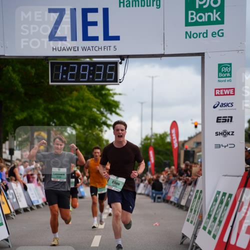 20.09.2026 - PSD Bank Halbmarathon LAZAROV Photography http://msf.ph/oto/10500445 20.09.2026 11:29:35 Ziel 1413, 1422, 2181, 2401, 2472, 3138, 3420, 3519, 3699, 3707, 3729, 4459 meine-sportfotos.de
