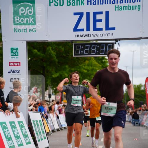 20.09.2026 - PSD Bank Halbmarathon LAZAROV Photography http://msf.ph/oto/10500457 20.09.2026 11:29:36 Ziel 1413, 1422, 2181, 2401, 2472, 3138, 3420, 3699, 3707, 3729, 4459 meine-sportfotos.de