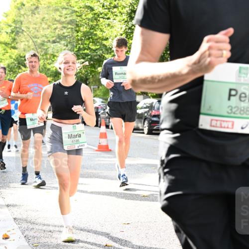 20.09.2026 - PSD Bank Halbmarathon Dr. Thomas Lammeyer http://msf.ph/oto/10500468 20.09.2026 10:52:44 Laufen 372, 4185, 3472, 3288, 2503, 4273 meine-sportfotos.de