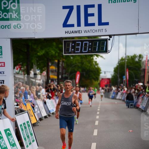 20.09.2026 - PSD Bank Halbmarathon LAZAROV Photography http://msf.ph/oto/10500592 20.09.2026 11:30:11 Ziel 2751, 3238, 3591, 4141 meine-sportfotos.de
